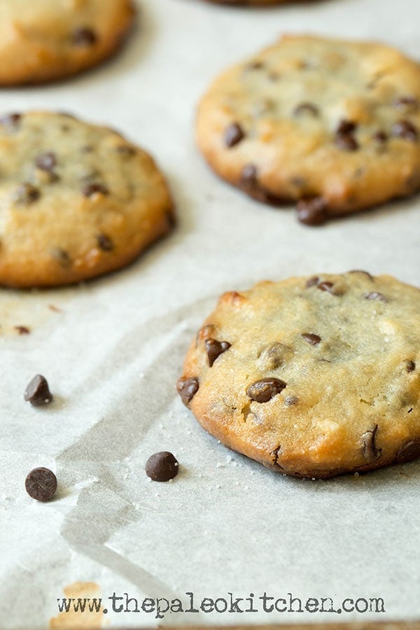 Macadamia Chocolate Chip Cookies (Paleo, Gluten-free)