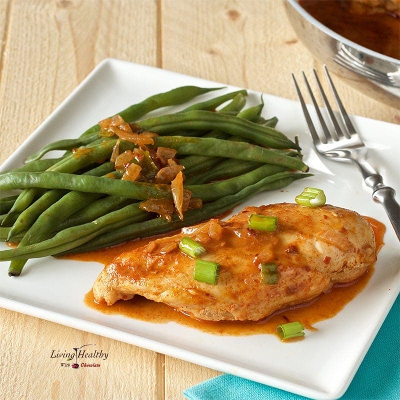Skillet Chicken with Spicy Paprika Sauce (Paleo, gluten-free) by #LivingHealthyWithChocolate