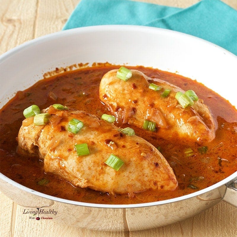 Skillet Chicken with Spicy Paprika Sauce (Paleo, gluten-free) by #LivingHealthyWithChocolate