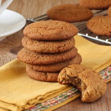 cropped-healthy-ginger-cookies-gluten-free-paleo-1.jpg